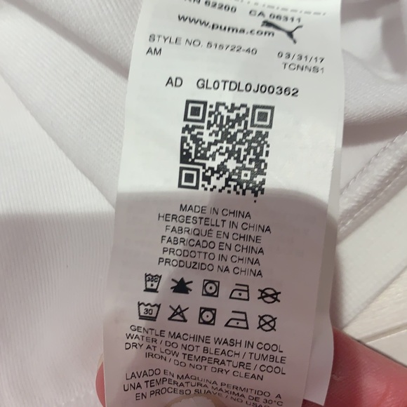 NEW w/o TAGS- Puma half sleeve Hoodie sz L - Picture 6 of 6